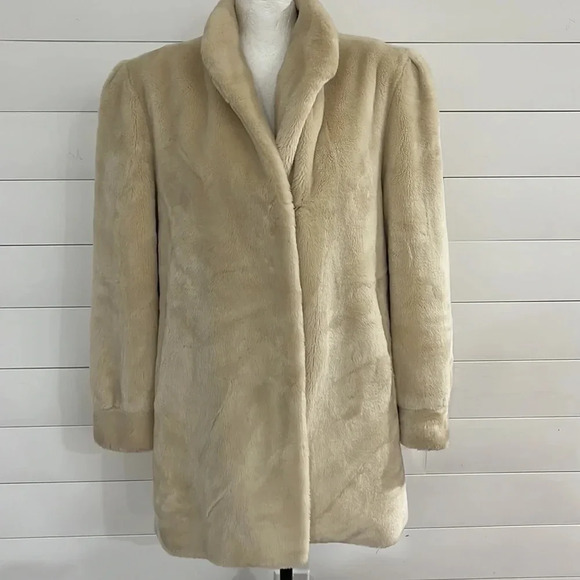 Vintage Dasco Faux fur cream mid length coat jacket mob wife fuzzy women’s small - Picture 1 of 14